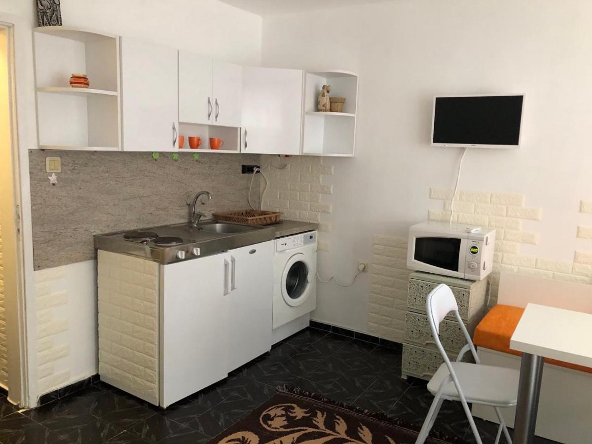 Боксониера Georgi Georgiev Apartment Varna Exterior foto